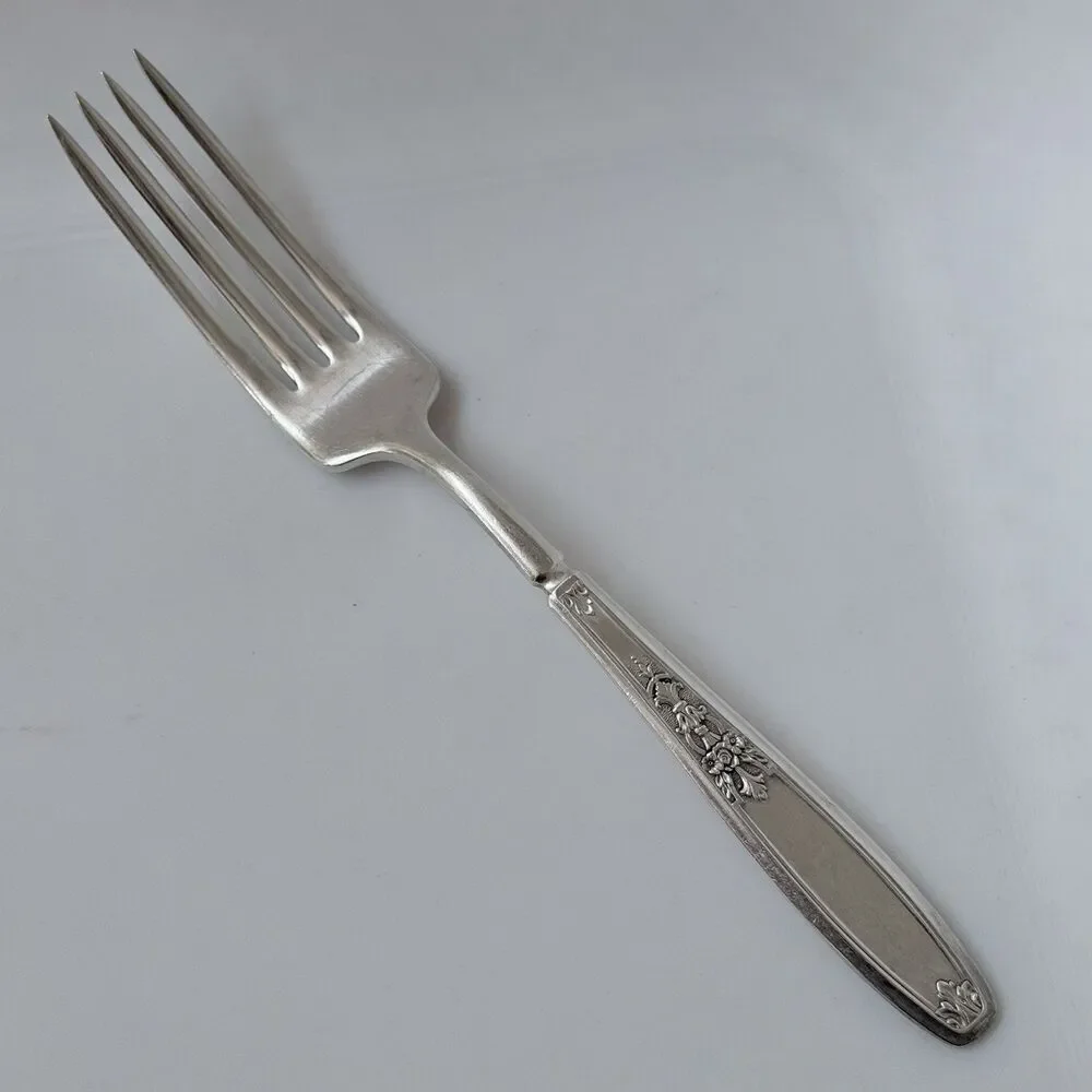 4pc 1847 Rogers Bros Ambassador Silverplate 1919 Dinner Forks 7 3/4” Solid Handl